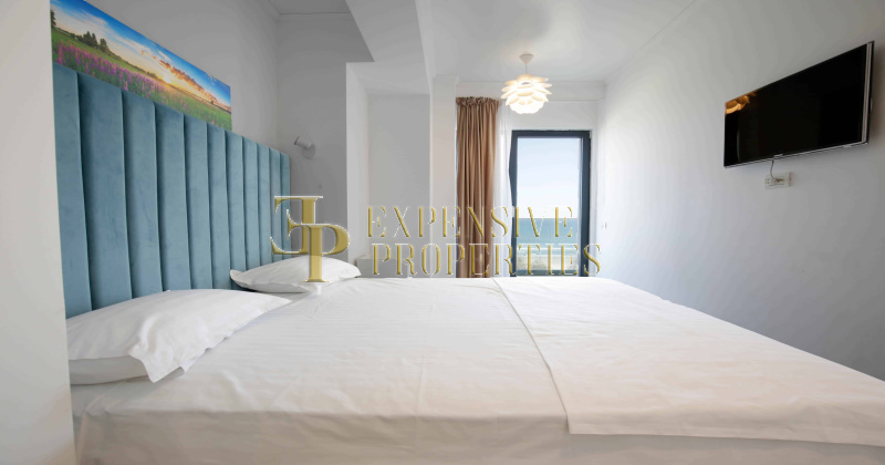 11 D12, Navodari, 1 Dormitor Dormitoare, ,1 BaieBai,Apartament,De vanzare,1009