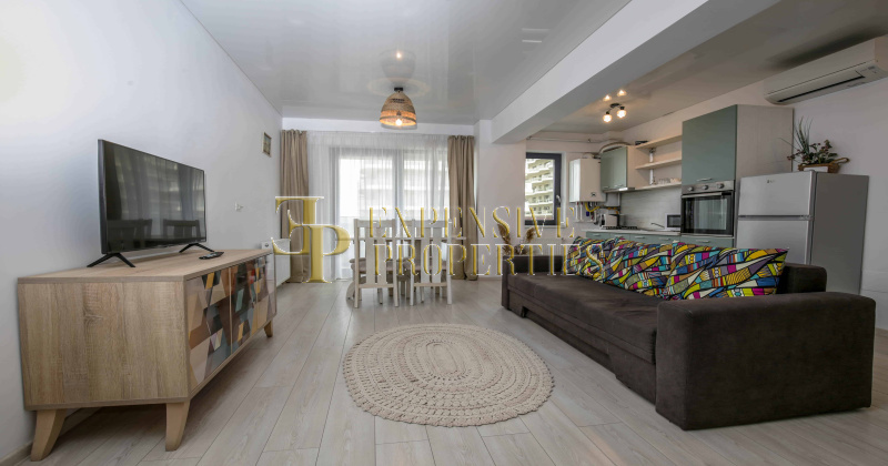 Apartament de vanzare cu vedere spre mare Bulevardul Mamaia Nord  Living 2