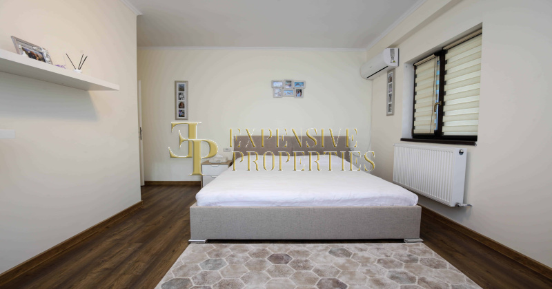 5 D8, Navodari, 2 Dormitoare Dormitoare, 3 camere camere,1 BaieBai,Apartament,De vanzare,1018