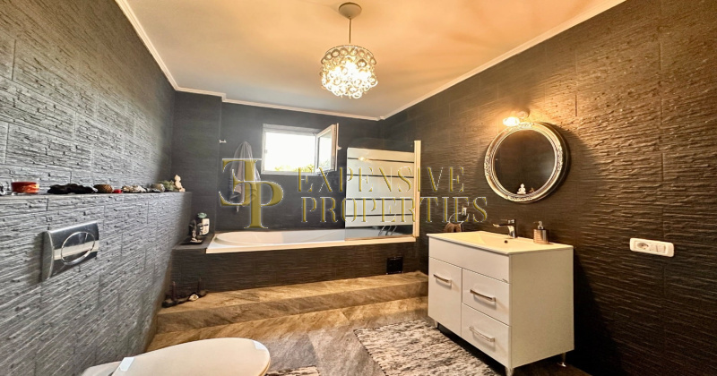 Casa (vila) de vanzare jud.Constanta: Palazu Mare ⭐ 2 etaje   8 camere: Residence Pomaria: camera 1