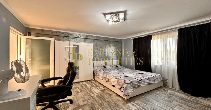 Casa (vila) de vanzare jud.Constanta: Palazu Mare ⭐ 2 etaje   8 camere: Residence Pomaria: dormitor 2