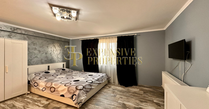 Casa (vila) de vanzare jud.Constanta: Palazu Mare ⭐ 2 etaje   8 camere: Residence Pomaria: dormitor